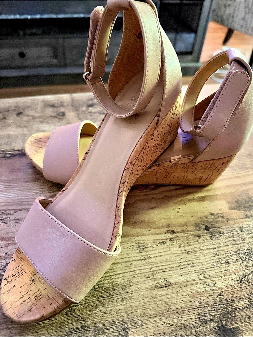 AEROSOLES Wedge Sandals in Pink US 9